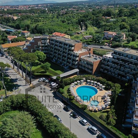 Suites Marilia Apartments Pool Side - Suite Livorno Holiday Home Group Экстерьер фото