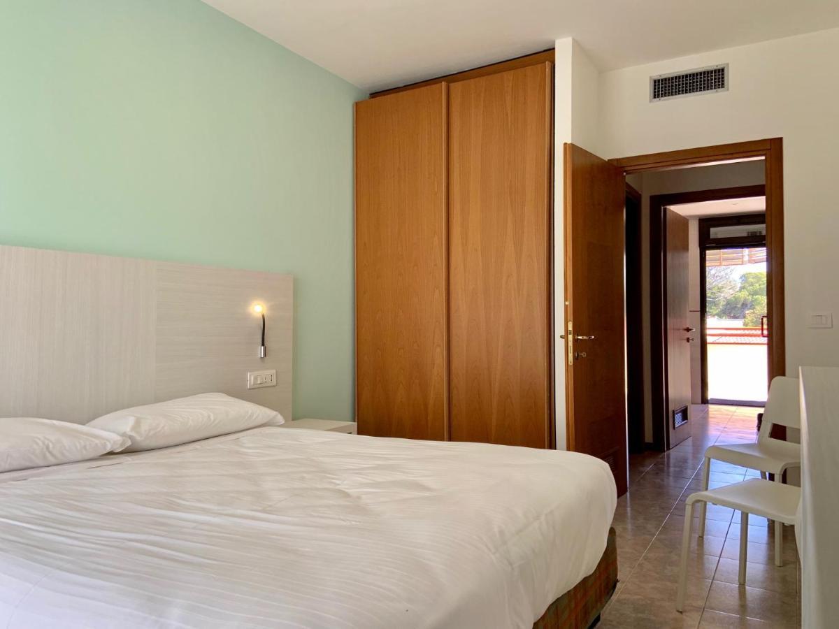 Suites Marilia Apartments Pool Side - Suite Livorno Holiday Home Group Экстерьер фото