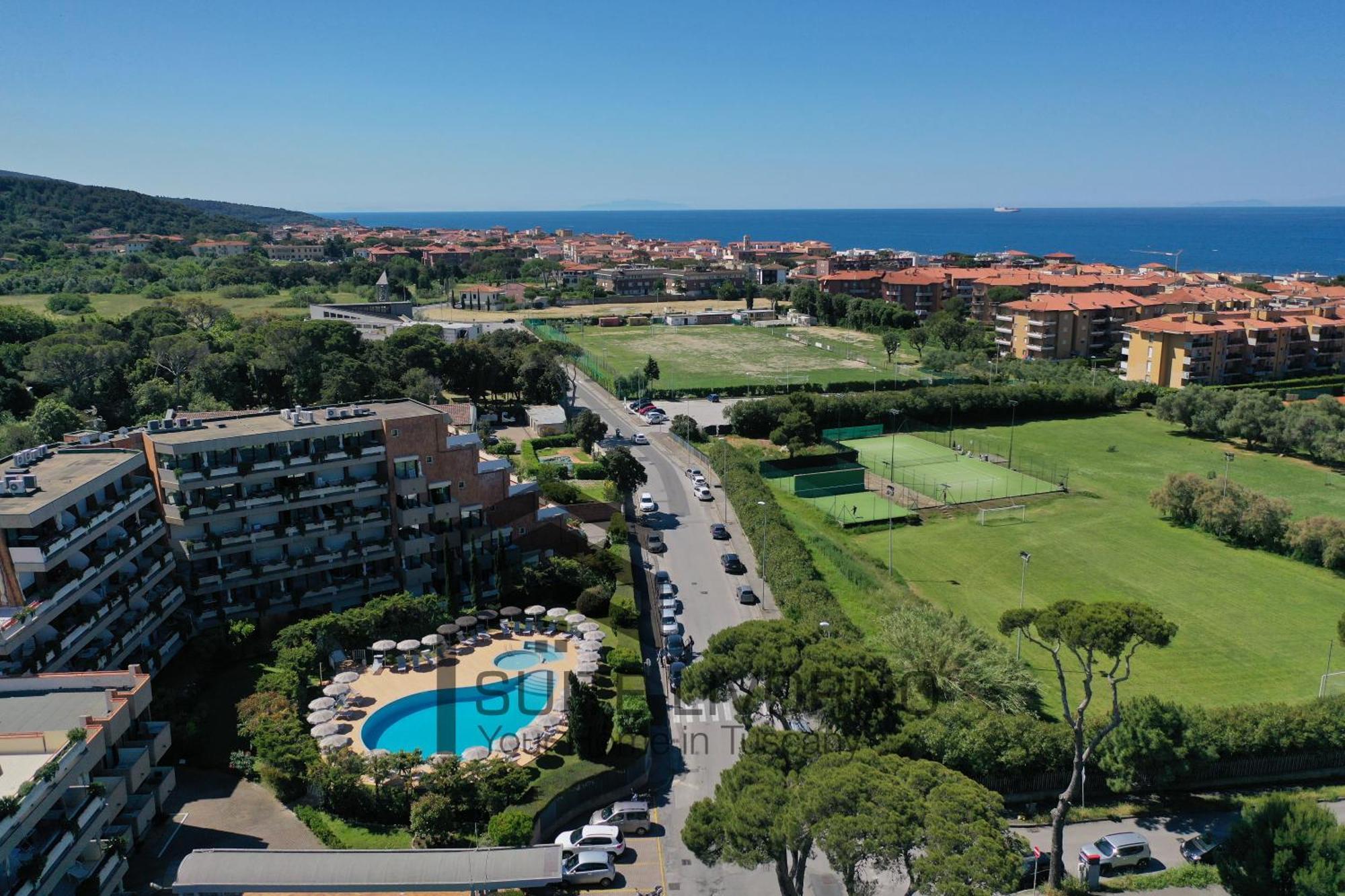 Suites Marilia Apartments Pool Side - Suite Livorno Holiday Home Group Экстерьер фото