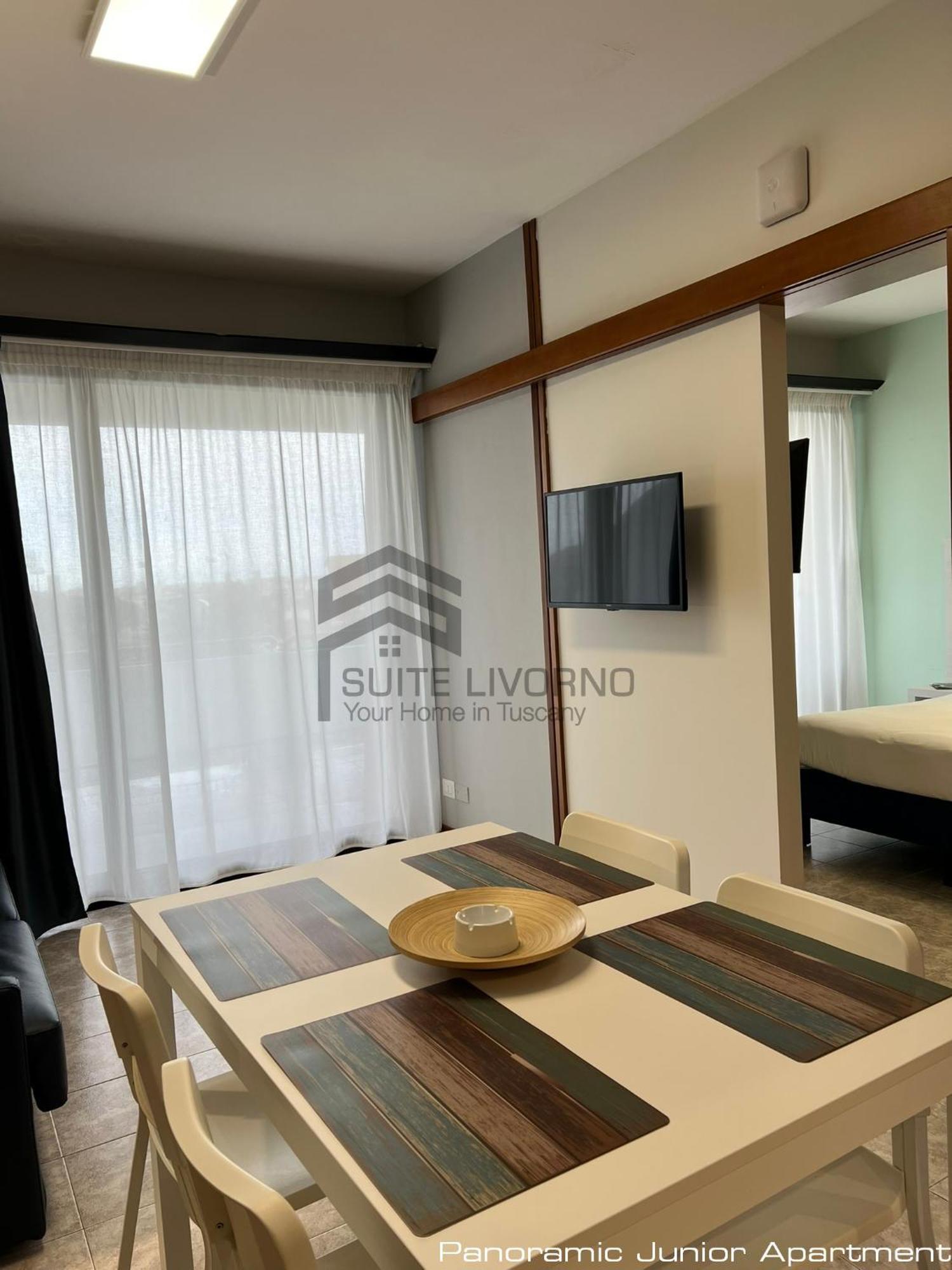 Suites Marilia Apartments Pool Side - Suite Livorno Holiday Home Group Экстерьер фото