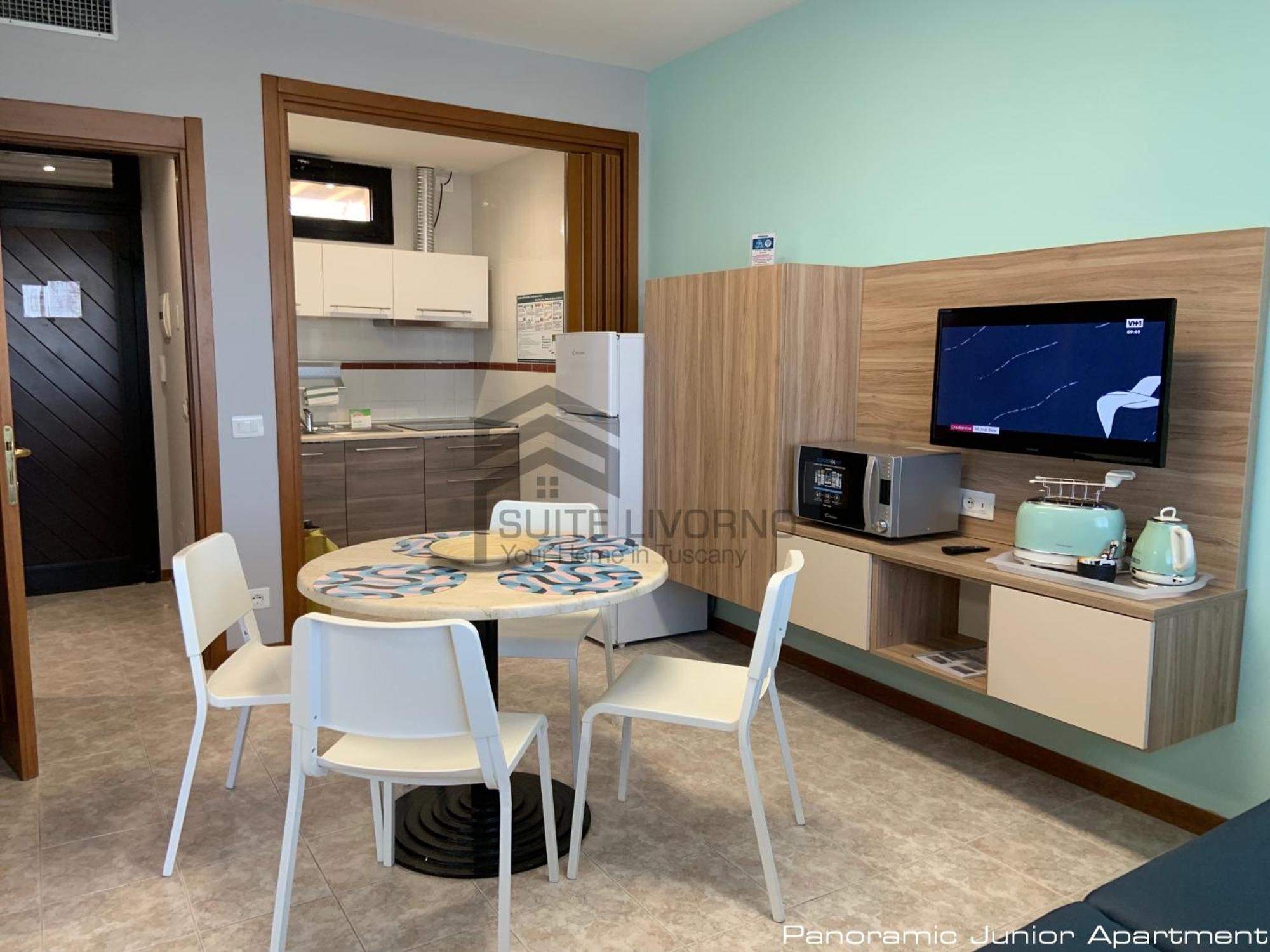Suites Marilia Apartments Pool Side - Suite Livorno Holiday Home Group Экстерьер фото