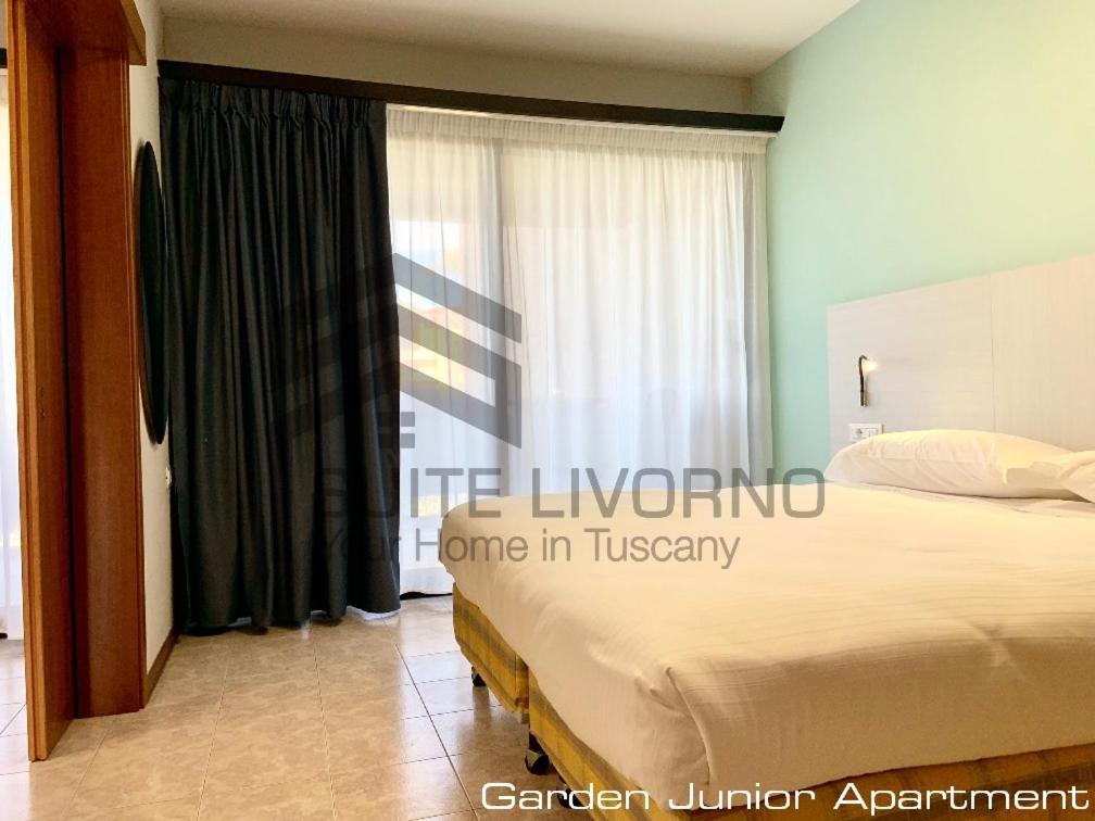 Suites Marilia Apartments Pool Side - Suite Livorno Holiday Home Group Экстерьер фото